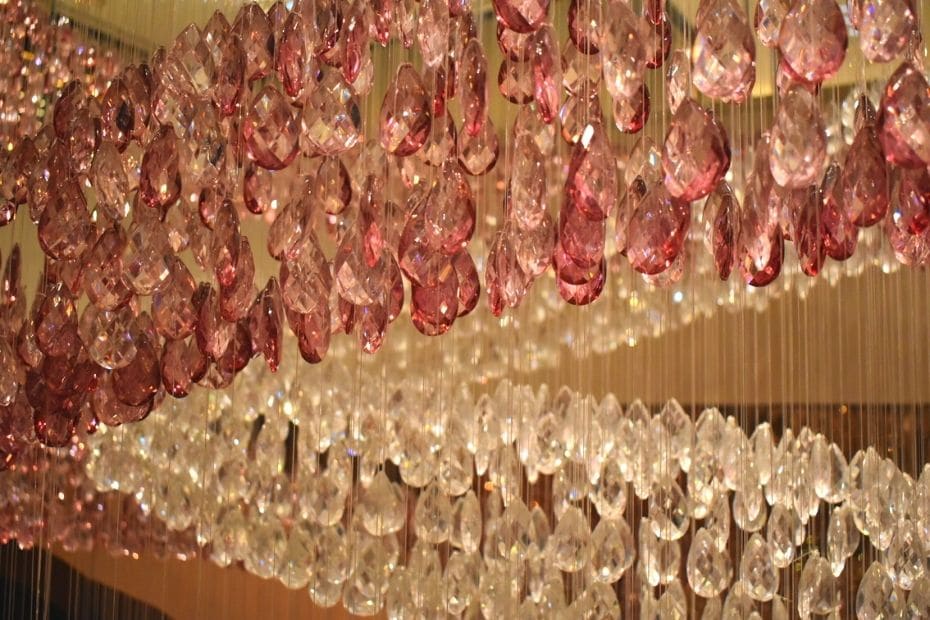 Crystal hotel decorations